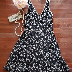 GAP | Leaf Print Sundress | Black
